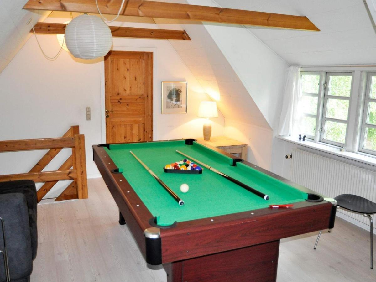 15 Person Holiday Home In Hundslund 외부 사진